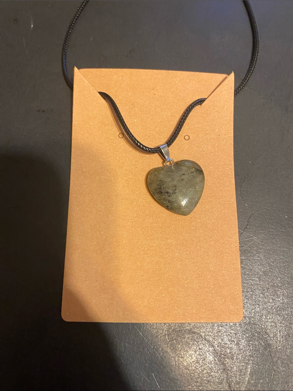 Heart-Shaped Green Stone Pendant Necklace - Women Jewelry